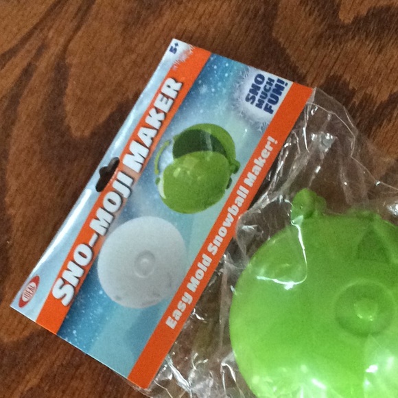 Sno- Moji maker - Picture 2 of 2